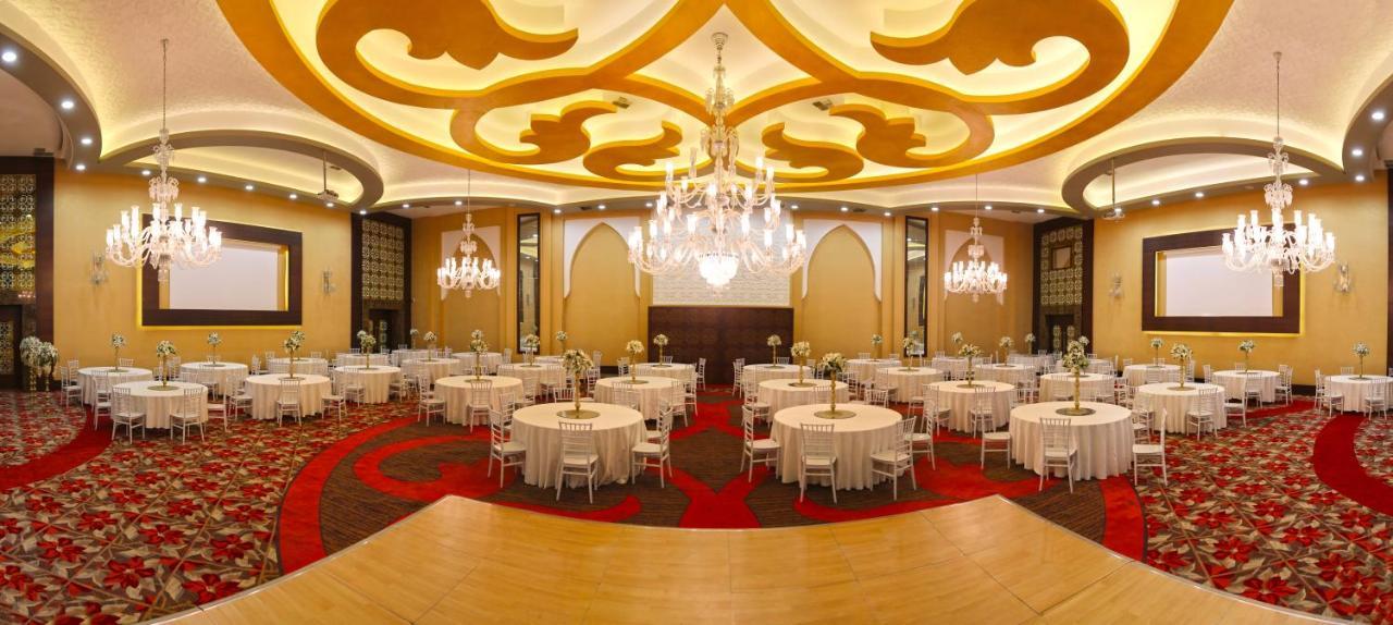 Kronos Hotel Golbası Eksteriør billede