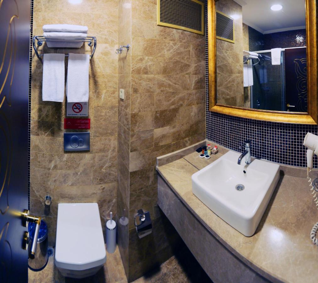 Kronos Hotel Golbası Eksteriør billede