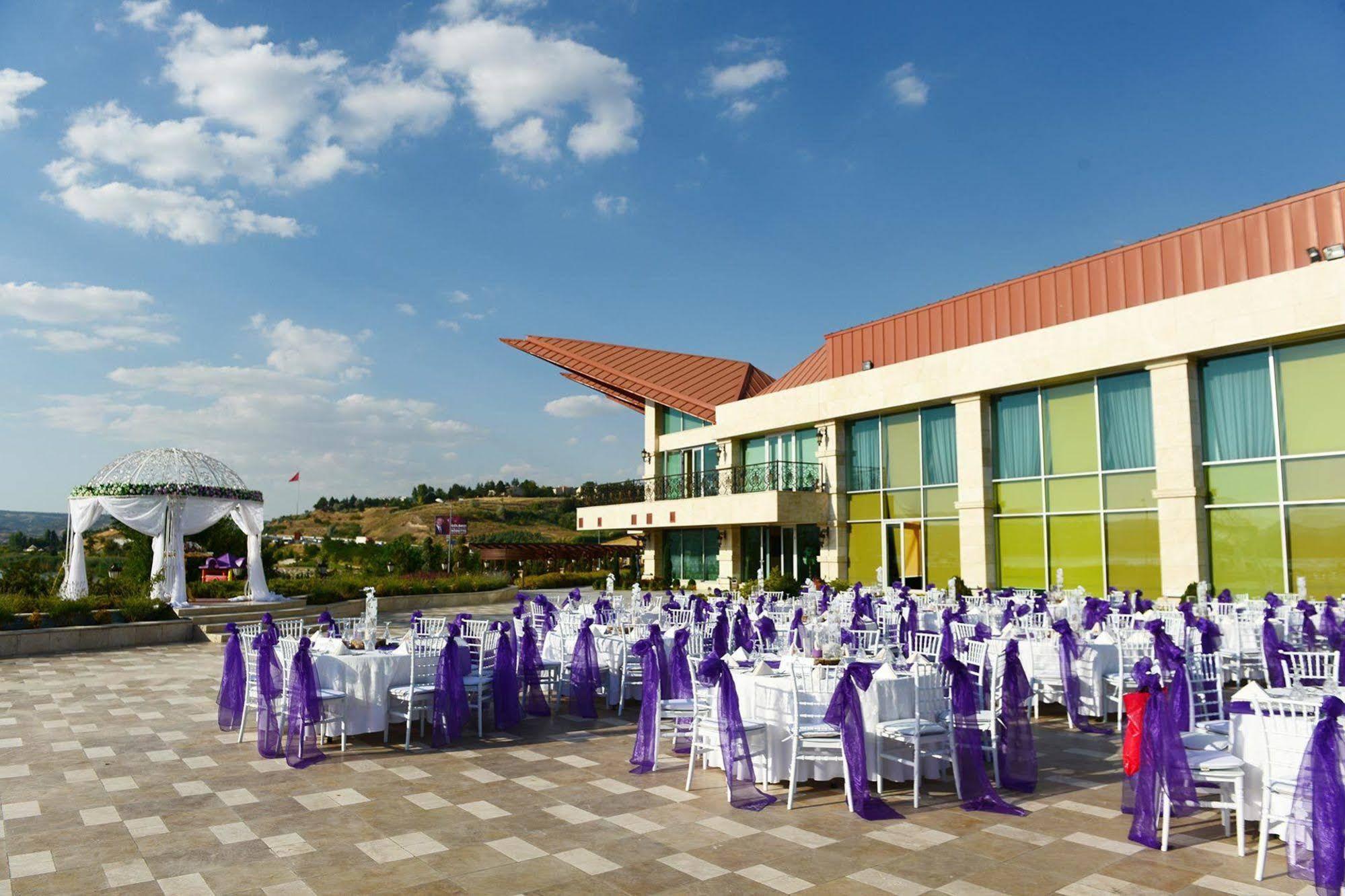 Kronos Hotel Golbası Eksteriør billede