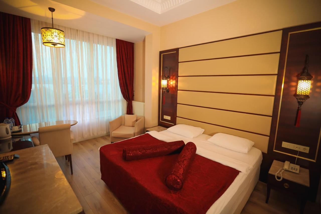 Kronos Hotel Golbası Eksteriør billede