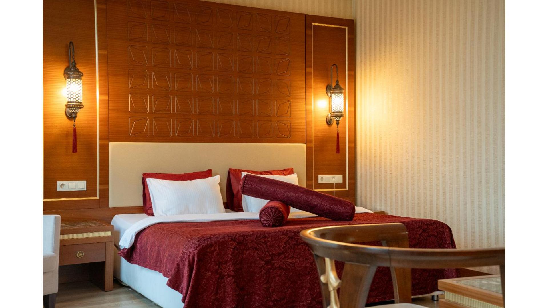 Kronos Hotel Golbası Eksteriør billede