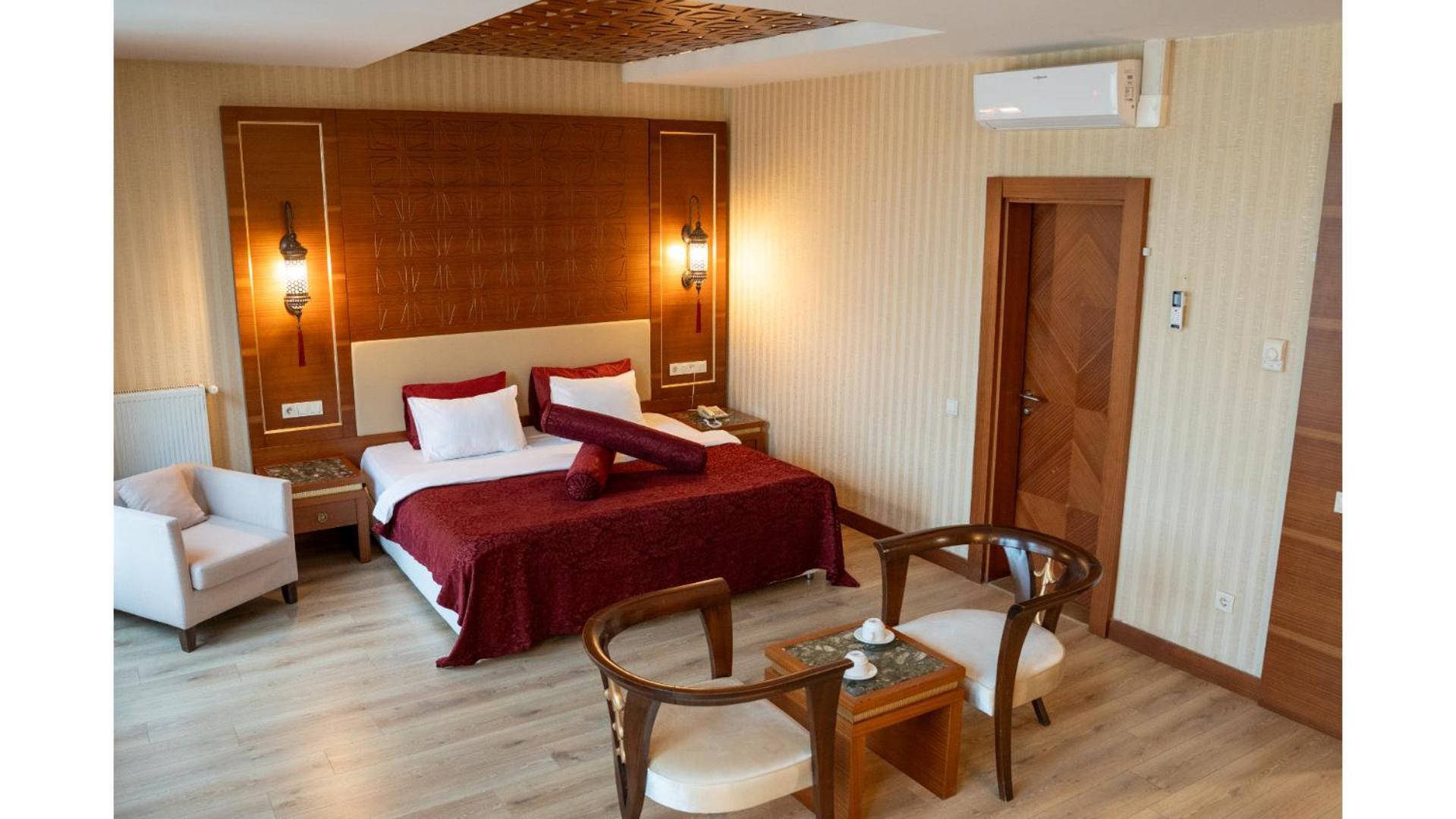 Kronos Hotel Golbası Eksteriør billede
