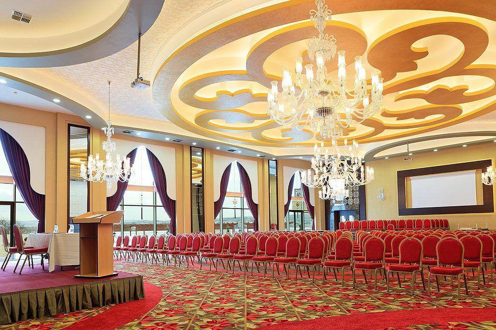 Kronos Hotel Golbası Eksteriør billede