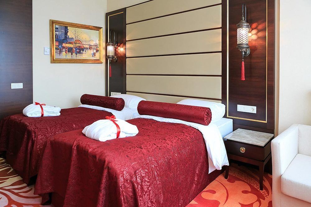 Kronos Hotel Golbası Eksteriør billede